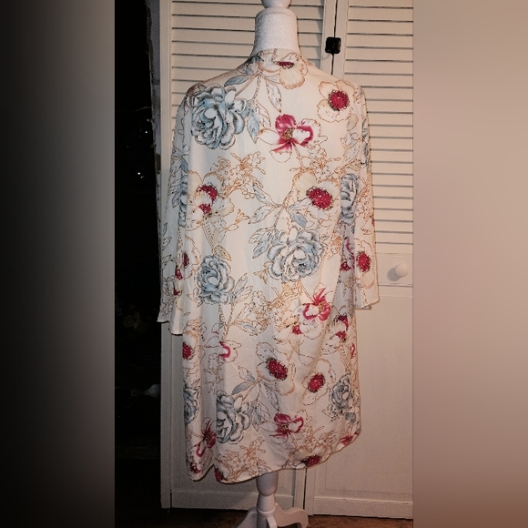 Love Sadie Floral Duster Kimona Size M - Picture 5 of 5